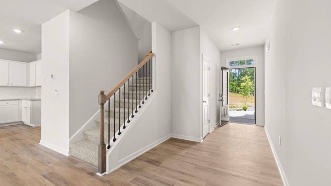 Spacious, unfurnished interior of a new home in Village at Pine Valley, Gainesville (Image 16). Spacious, unfurnished interior of a new home in Village at Pine Valley, Gainesville (Image 16).