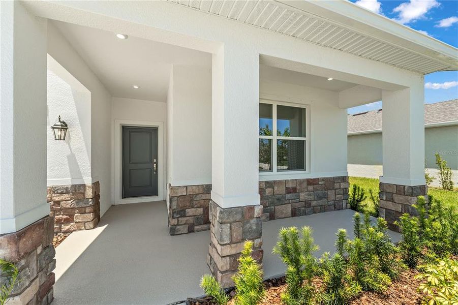 Exterior details and patio area of a home in Sunset Lakes Estates, Mascotte (Image 21). Exterior details and patio area of a home in Sunset Lakes Estates, Mascotte (Image 21).