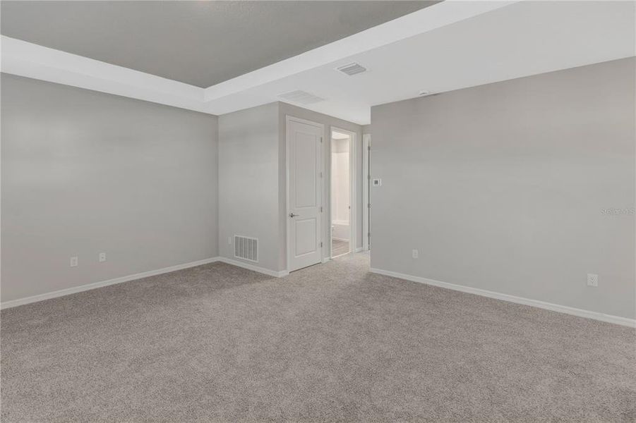 Spacious, unfurnished interior of a new home in , Riverview (Image 63). Spacious, unfurnished interior of a new home in , Riverview (Image 63).