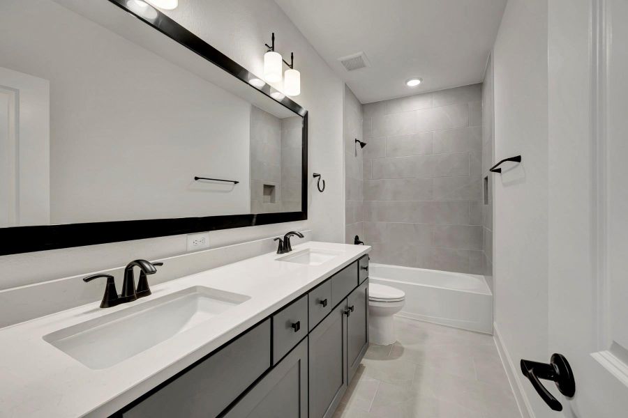 Furnished interior view inside a new home in The Meadows at Imperial Oaks, Conroe (Image 13). Furnished interior view inside a new home in The Meadows at Imperial Oaks, Conroe (Image 13).