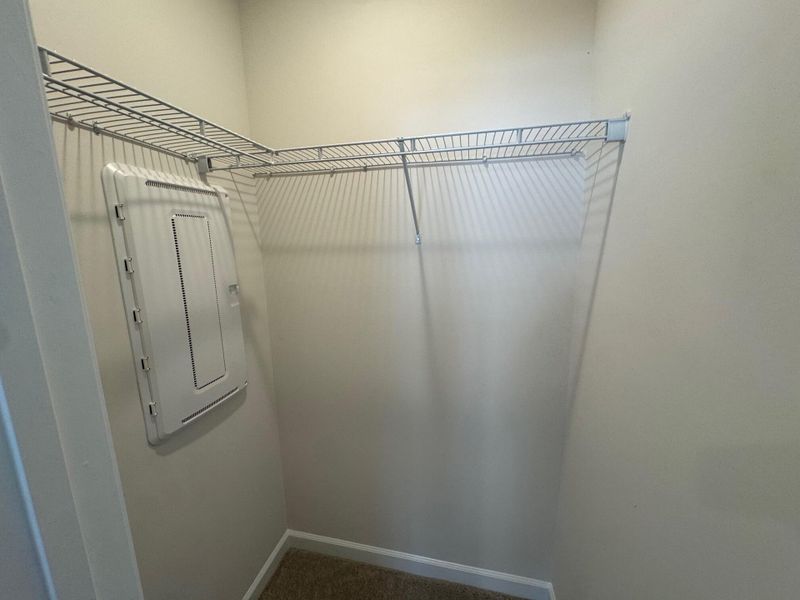 Spacious, unfurnished interior of a new home in , Summerville (Image 17).