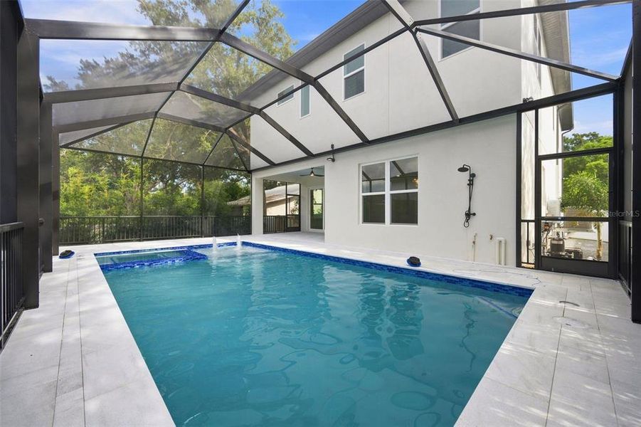 Exterior details and patio area of a home in , Sarasota (Image 27).