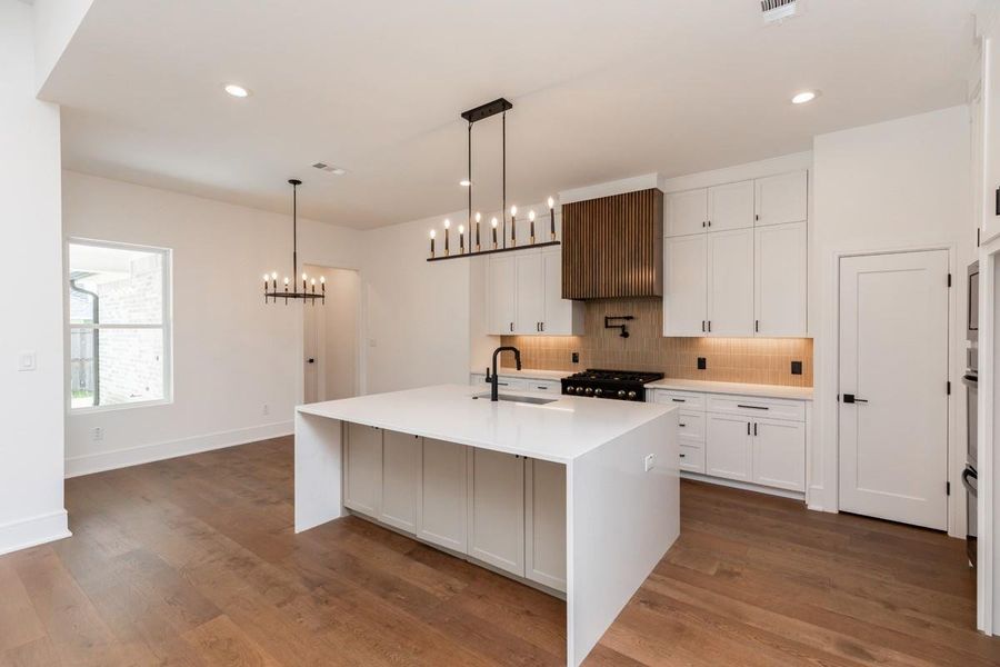Furnished interior view inside a new home in , Beaumont (Image 4).