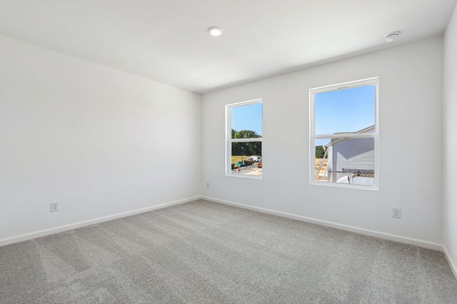 Spacious, unfurnished interior of a new home in Weatherfield, Buford (Image 18).