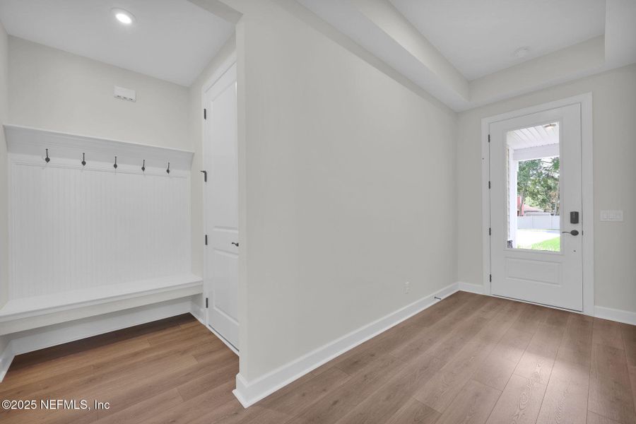 Spacious, unfurnished interior of a new home in Creighton Pointe, Fleming Island (Image 19). Spacious, unfurnished interior of a new home in Creighton Pointe, Fleming Island (Image 19).