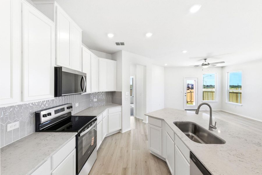 Furnished interior view inside a new home in Stoney Chase, Del Valle (Image 8). Furnished interior view inside a new home in Stoney Chase, Del Valle (Image 8).