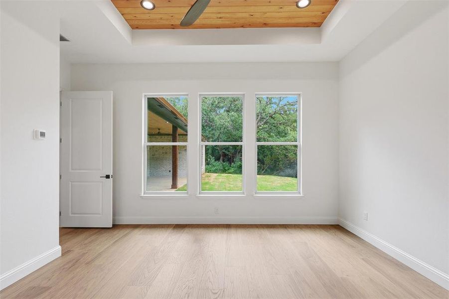 Spacious, unfurnished interior of a new home in , Granbury (Image 37). Spacious, unfurnished interior of a new home in , Granbury (Image 37).