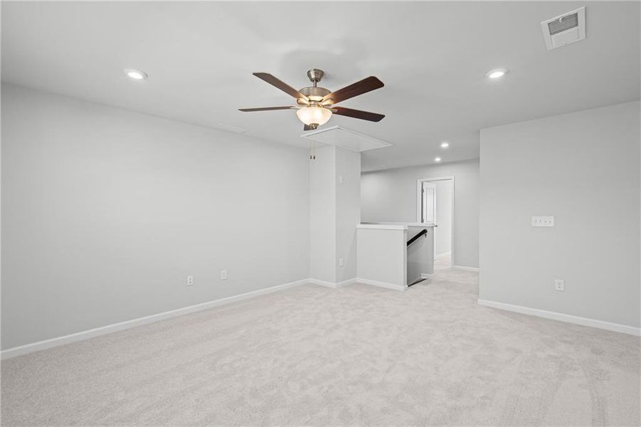 Spacious, unfurnished interior of a new home in Berkeley Mill, Cumming (Image 11).