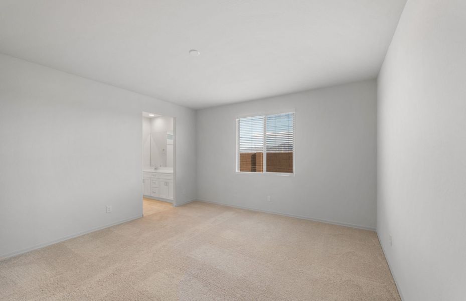 Spacious, unfurnished interior of a new home in Alamar, Avondale (Image 19). Spacious, unfurnished interior of a new home in Alamar, Avondale (Image 19).