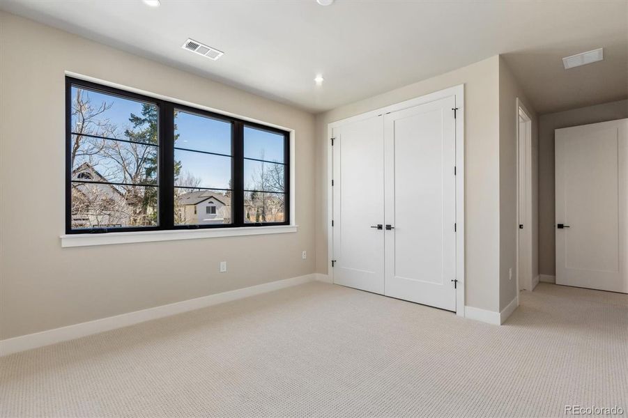 Spacious, unfurnished interior of a new home in , Denver (Image 20).