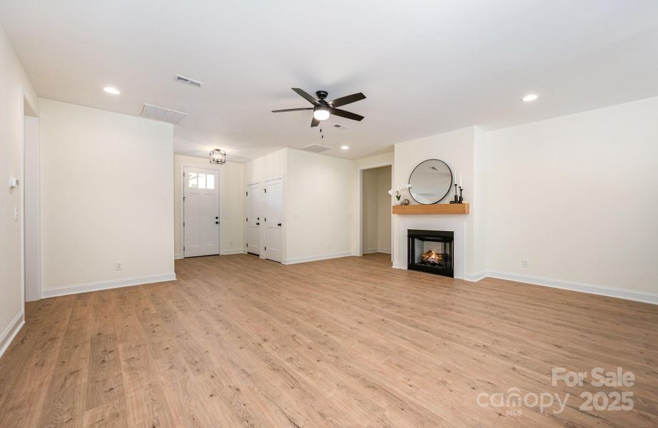 Image 37 of a home in .