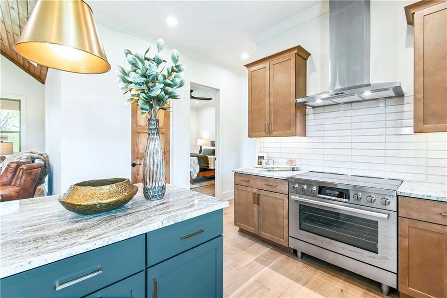 Furnished interior view inside a new home in , Blairsville (Image 77).