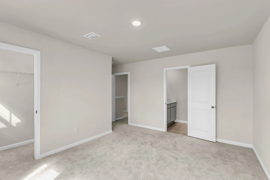 Spacious, unfurnished interior of a new home in Windward Village, Summerville (Image 19). Spacious, unfurnished interior of a new home in Windward Village, Summerville (Image 19).