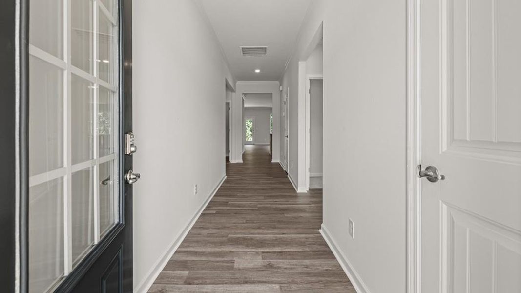 Spacious, unfurnished interior of a new home in South Wind, Union City (Image 13).
