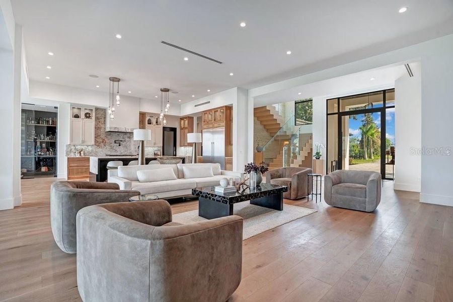 Furnished interior view inside a new home in , Windermere (Image 59).