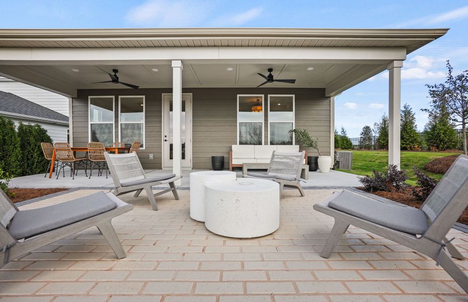 Representative exterior details of a home built from the Contour by Del Webb in Carolina Riverside, Belmont (Image 24). Representative exterior details of a home built from the Contour by Del Webb in Carolina Riverside, Belmont (Image 24).