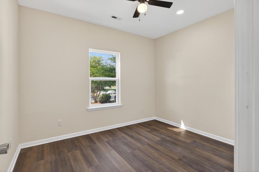 Spacious, unfurnished interior of a new home in , North Charleston (Image 15).