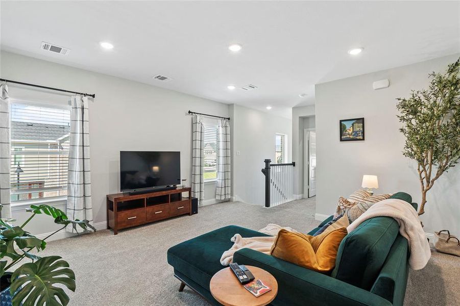 Furnished interior view inside a new home in Bayside, Rowlett (Image 18).