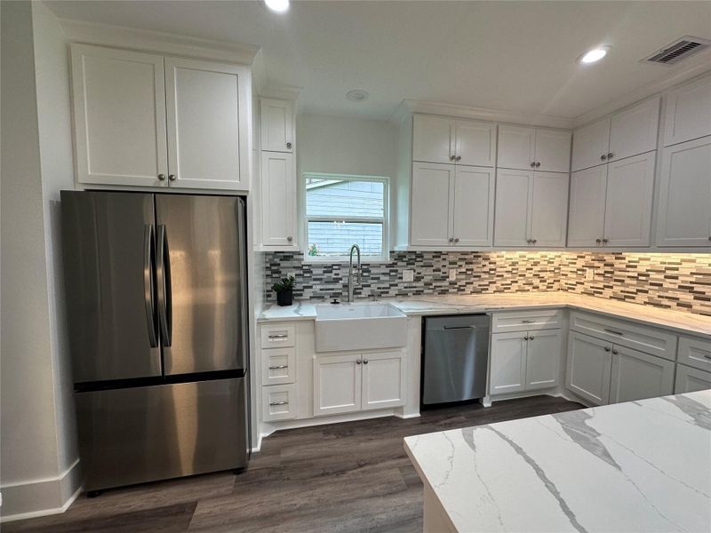 Image 13 of a home in . Image 13 of a home in .