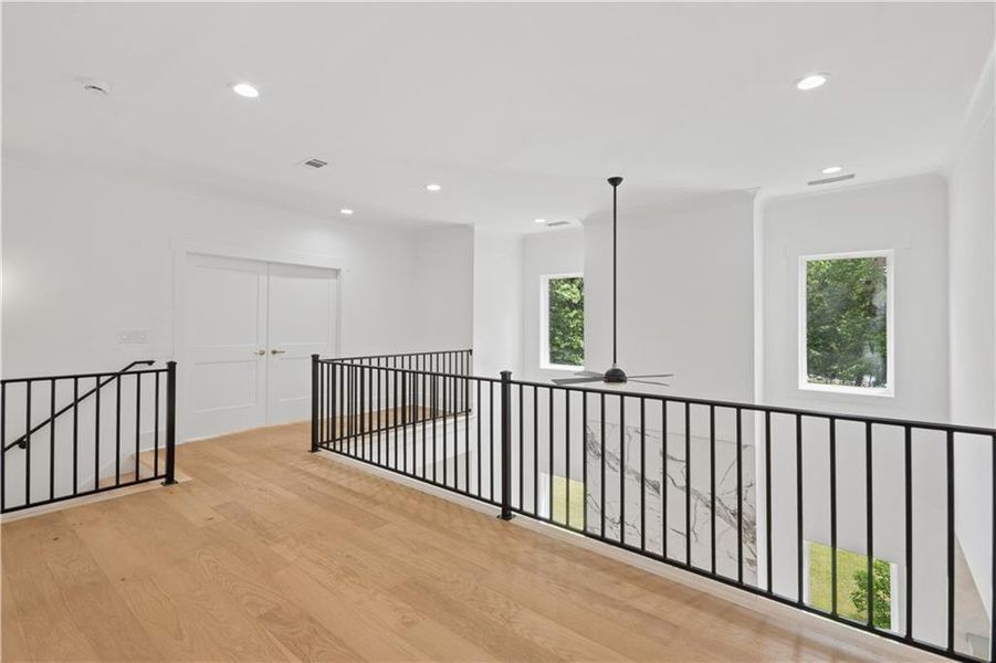 Spacious, unfurnished interior of a new home in , Alpharetta (Image 30).