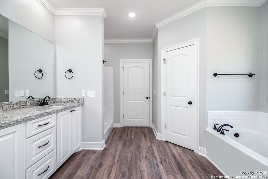 Furnished interior view inside a new home in , La Vernia (Image 2). Furnished interior view inside a new home in , La Vernia (Image 2).