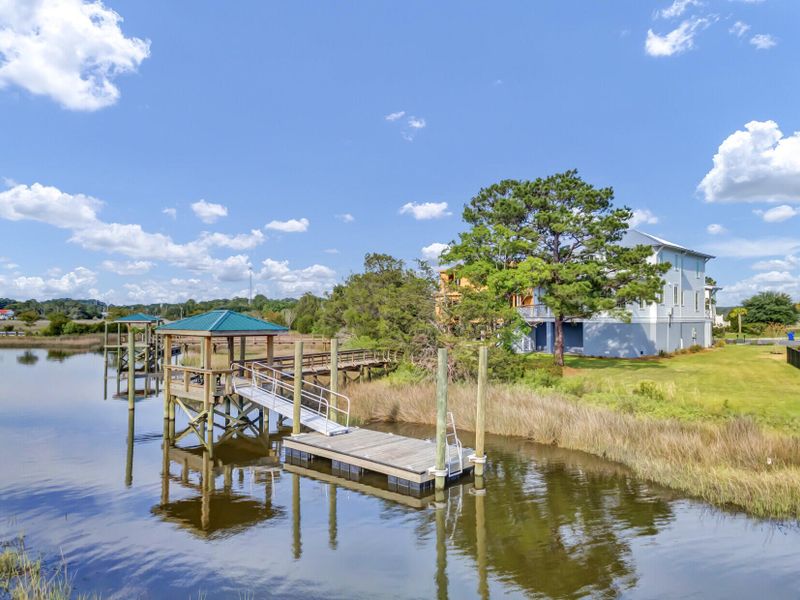 Community amenities in , Johns Island (Image 68).