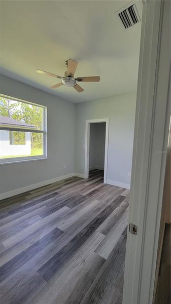 Spacious, unfurnished interior of a new home in , Punta Gorda (Image 18).