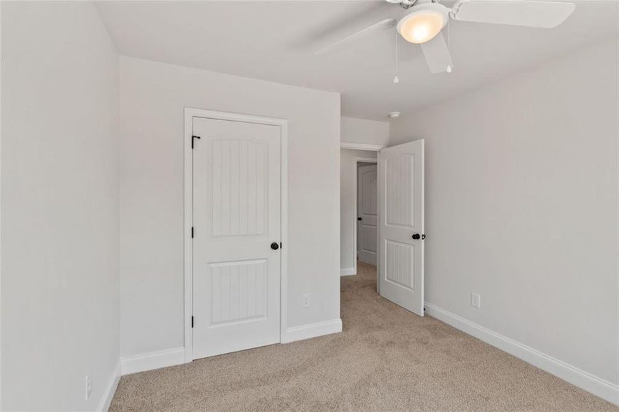 Spacious, unfurnished interior of a new home in , Alto (Image 13).