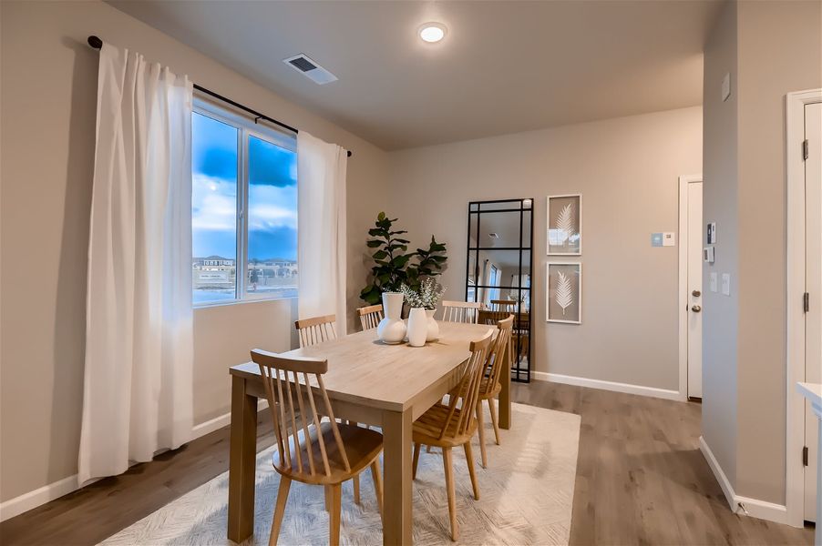 Dining Room | Biscayne | Spring Valley | New Homes In Longmont, CO By Landsea Homes