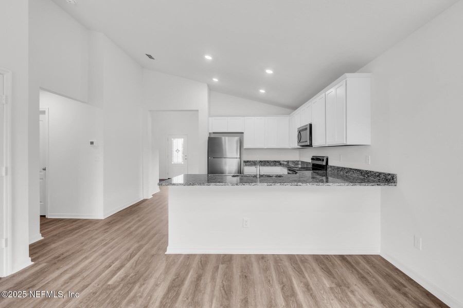 Furnished interior view inside a new home in Rolling Hills, Green Cove Springs (Image 10). Furnished interior view inside a new home in Rolling Hills, Green Cove Springs (Image 10).