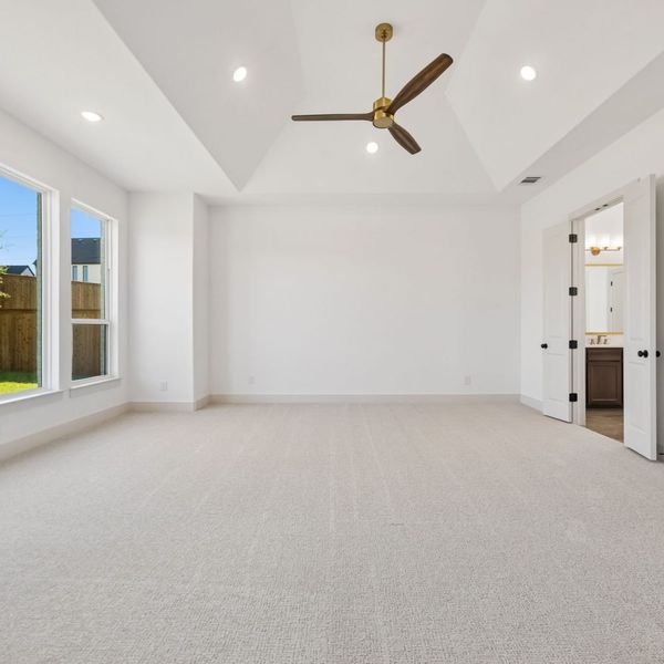 Spacious, unfurnished interior of a new home in The Parks at Wilson Creek, Celina (Image 60). Spacious, unfurnished interior of a new home in The Parks at Wilson Creek, Celina (Image 60).