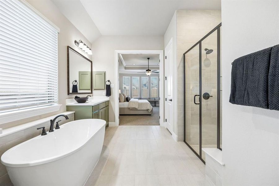 12-1009Goldenrod_012