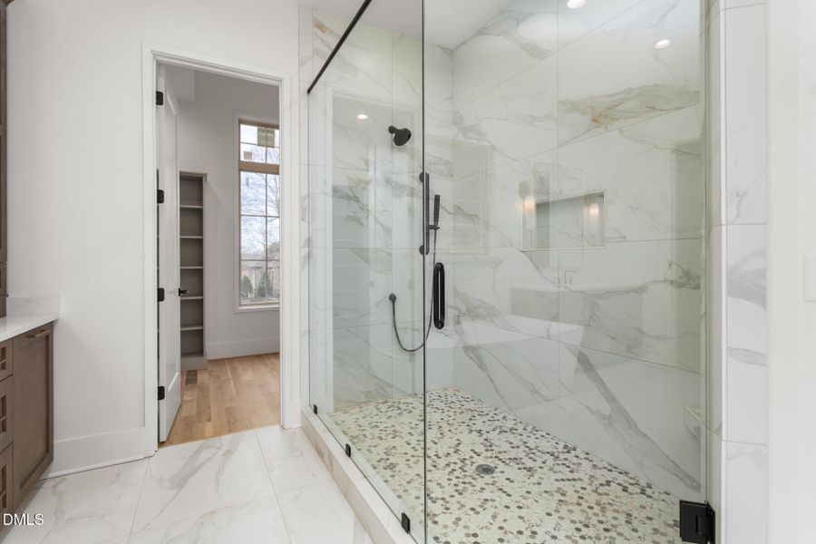 1150 Lochshire Drive-30