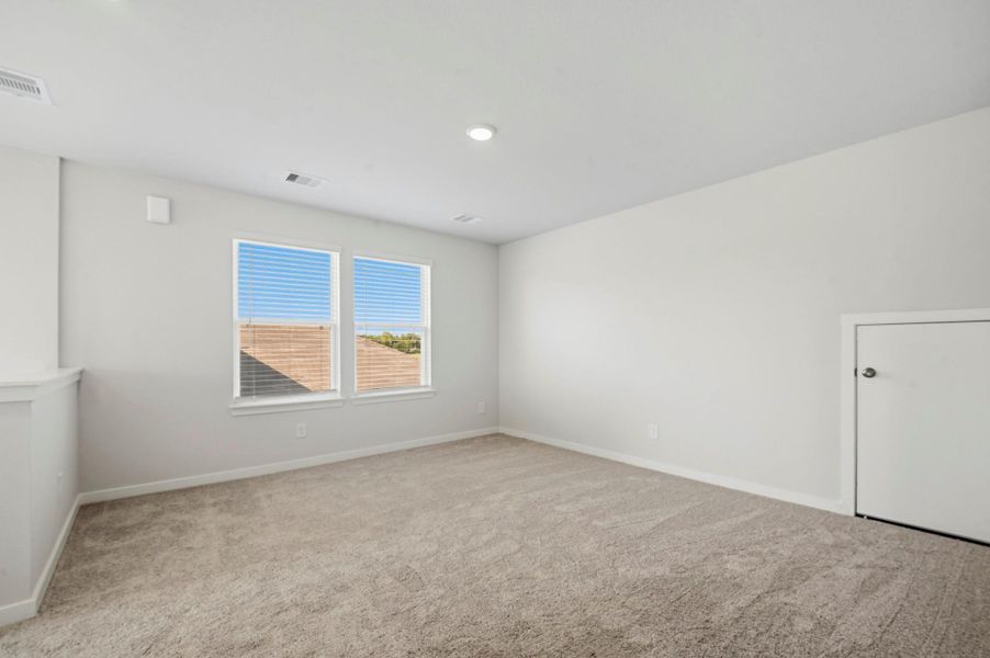 Spacious, unfurnished interior of a new home in Barrett Crossing, Crosby (Image 28).