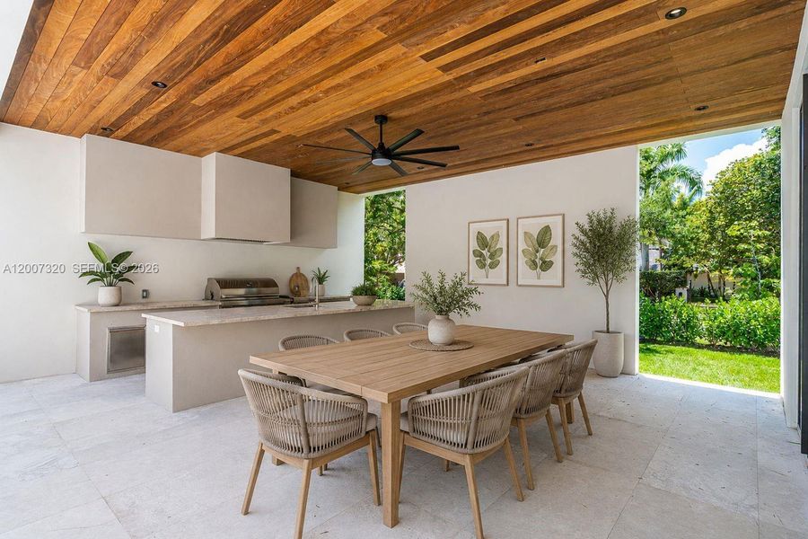 Exterior details and patio area of a home in , Pinecrest (Image 23).