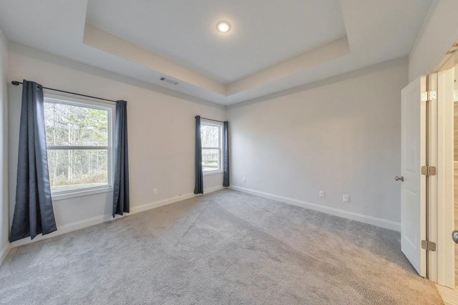 Spacious, unfurnished interior of a new home in , Dawsonville (Image 27).