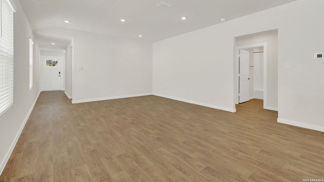 Spacious, unfurnished interior of a new home in Mayfair, New Braunfels (Image 14). Spacious, unfurnished interior of a new home in Mayfair, New Braunfels (Image 14).