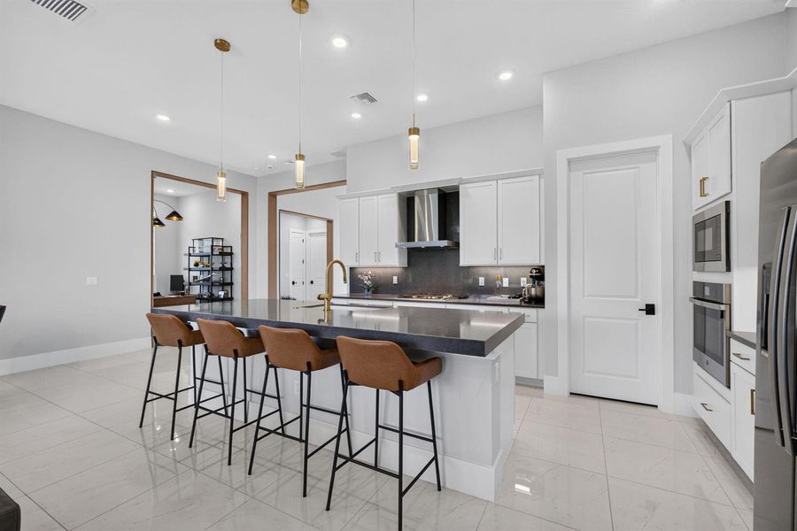 Kitchen Oversized Island Kitchen Oversized Island