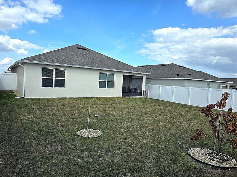 Exterior details and patio area of a home in Wind Meadows South, Bartow (Image 4).