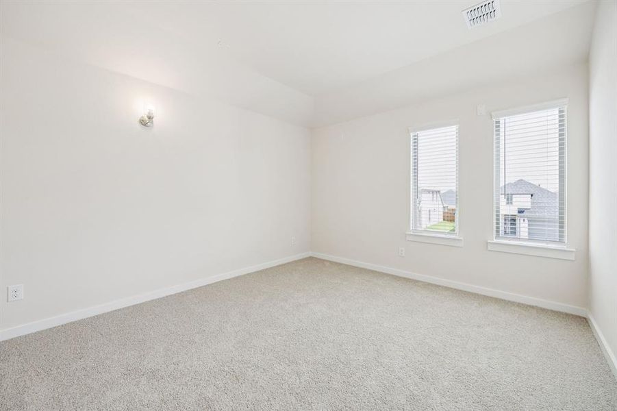 Spacious, unfurnished interior of a new home in Windmore, Princeton (Image 16). Spacious, unfurnished interior of a new home in Windmore, Princeton (Image 16).