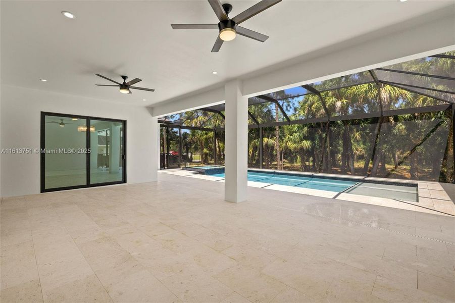 Exterior details and patio area of a home in , Naples (Image 13).