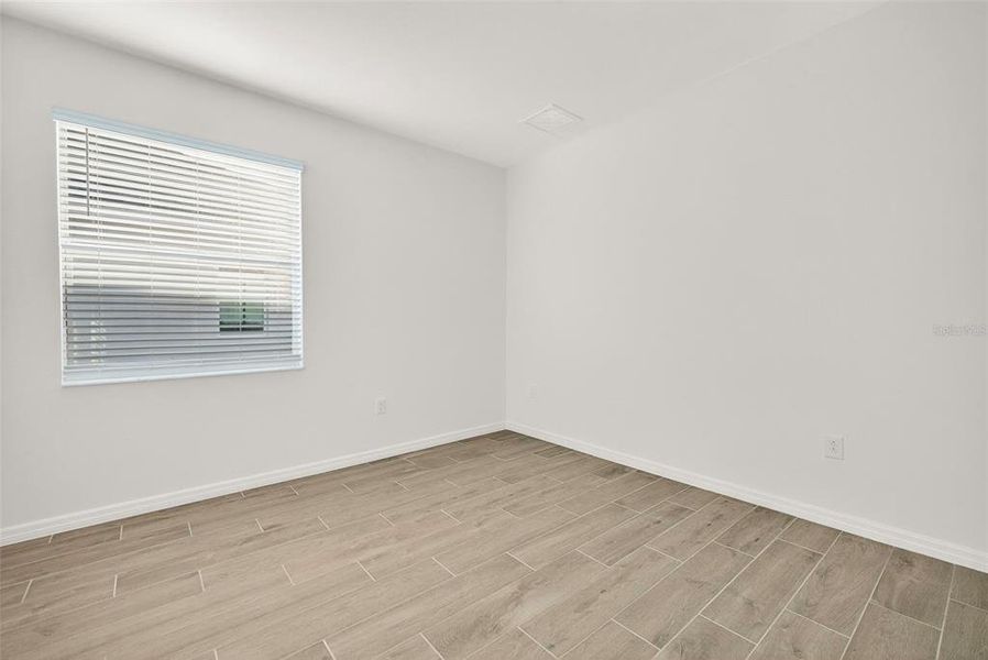 Spacious, unfurnished interior of a new home in Heritage Landing: Executive Homes, Punta Gorda (Image 12). Spacious, unfurnished interior of a new home in Heritage Landing: Executive Homes, Punta Gorda (Image 12).