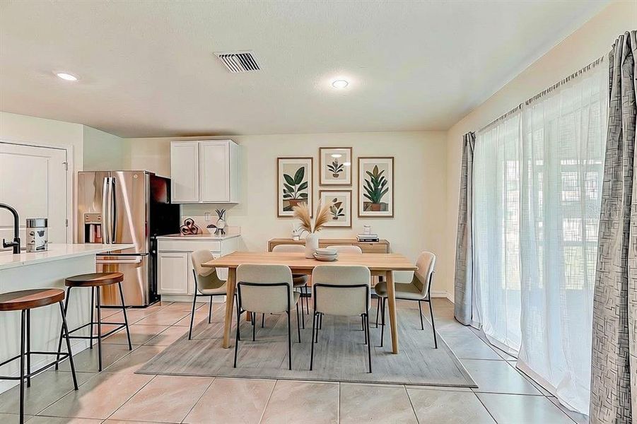 Furnished interior view inside a new home in , Spring Hill (Image 15).