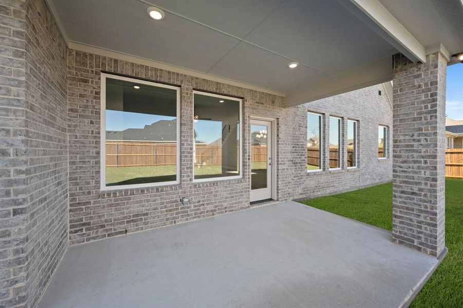 967 Reeves- Back-3 967 Reeves- Back-3