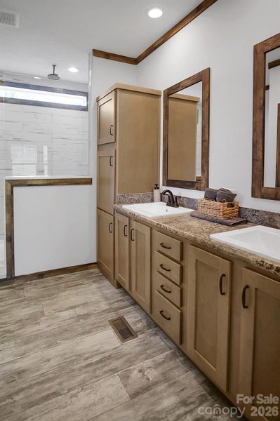 Furnished interior view inside a new home in , Shelby (Image 15).