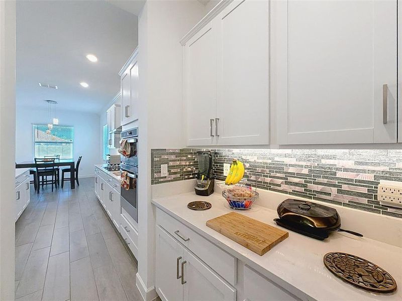Furnished interior view inside a new home in Southshore Bay: The Estates, Wimauma (Image 37). Furnished interior view inside a new home in Southshore Bay: The Estates, Wimauma (Image 37).