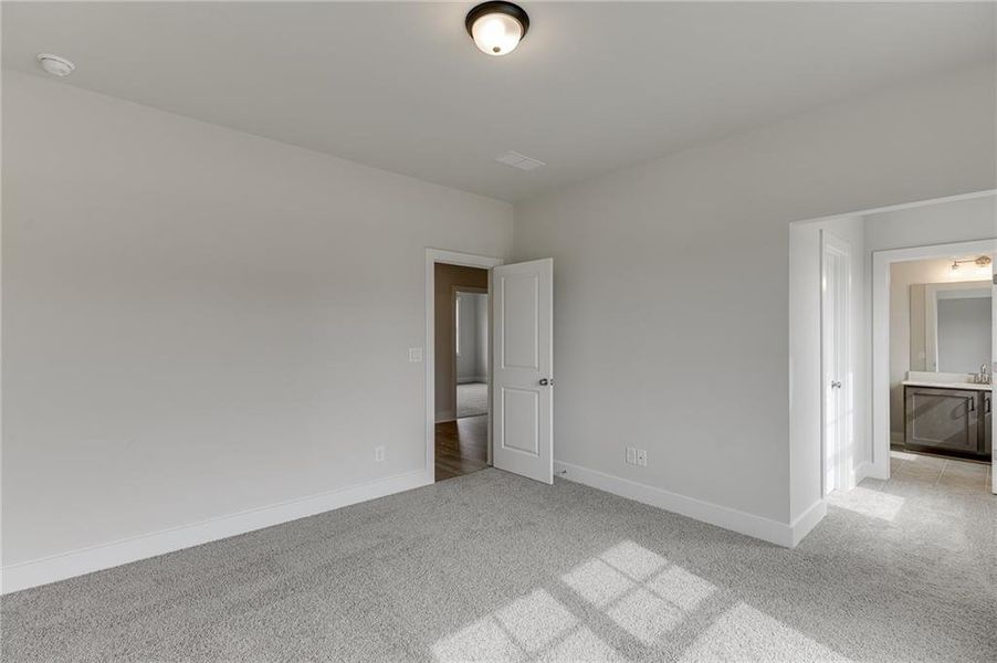 Spacious, unfurnished interior of a new home in , Buford (Image 50). Spacious, unfurnished interior of a new home in , Buford (Image 50).
