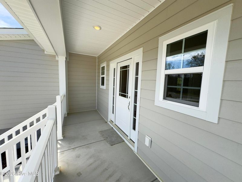 Exterior details and patio area of a home in Rutledge, Shallotte (Image 3).