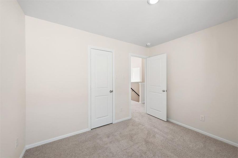 Spacious, unfurnished interior of a new home in Forest Park, Princeton (Image 23).