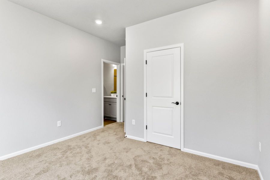 Spacious, unfurnished interior of a new home in The Reserve at Green Valley Ranch Aurora, Aurora (Image 22). Spacious, unfurnished interior of a new home in The Reserve at Green Valley Ranch Aurora, Aurora (Image 22).